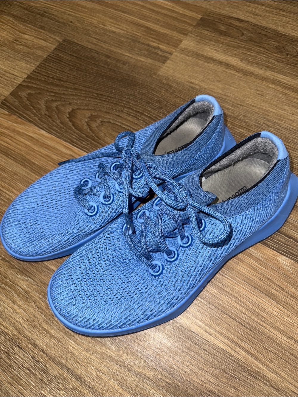 Allbirds men’s size 10.5 blue tennis shoes EUC